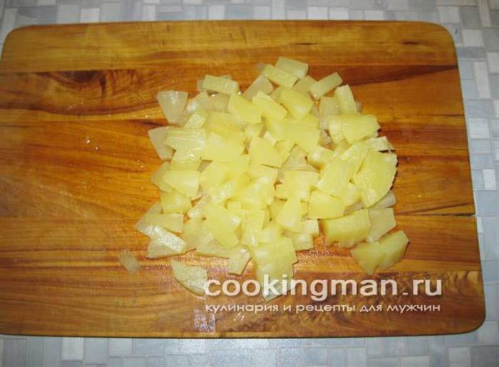 салат з ананасами та куркою
