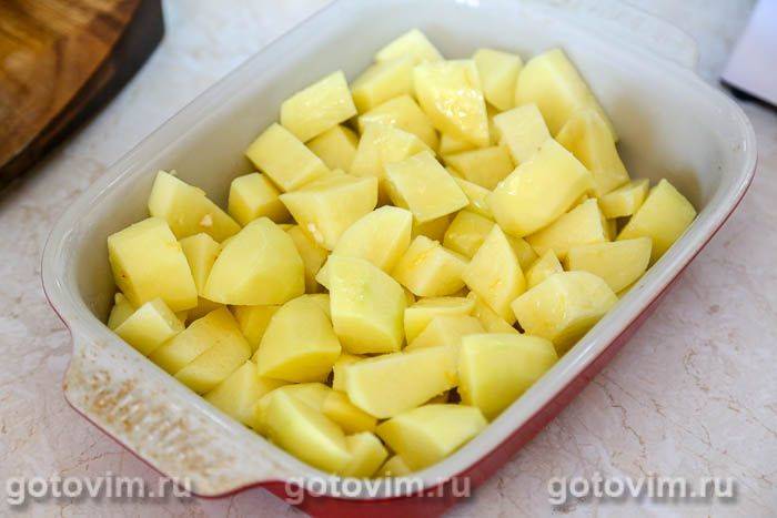 Курча-корнішон у духовці в лимонному маринаді з картоплею