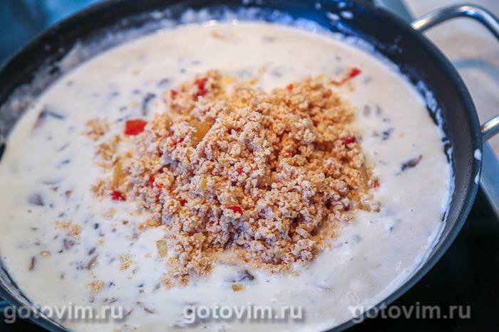 Лазанья з куркою та грибами