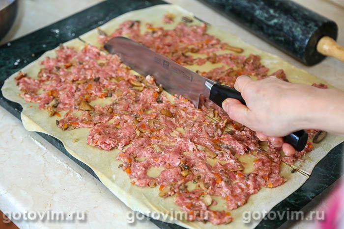 Ліниві пельмені з м'ясом і грибами