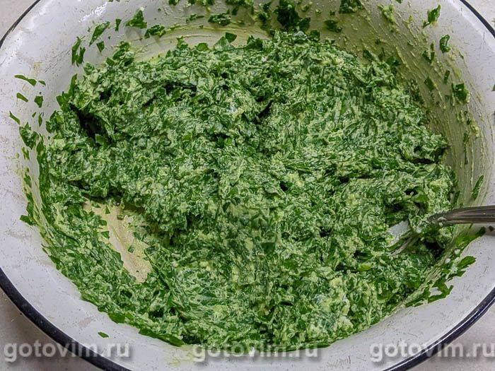 Кльоцки зі шпинату з часниковим соусом